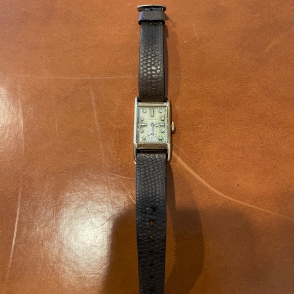 Longines Vintage Watch 14k Yellow Gold